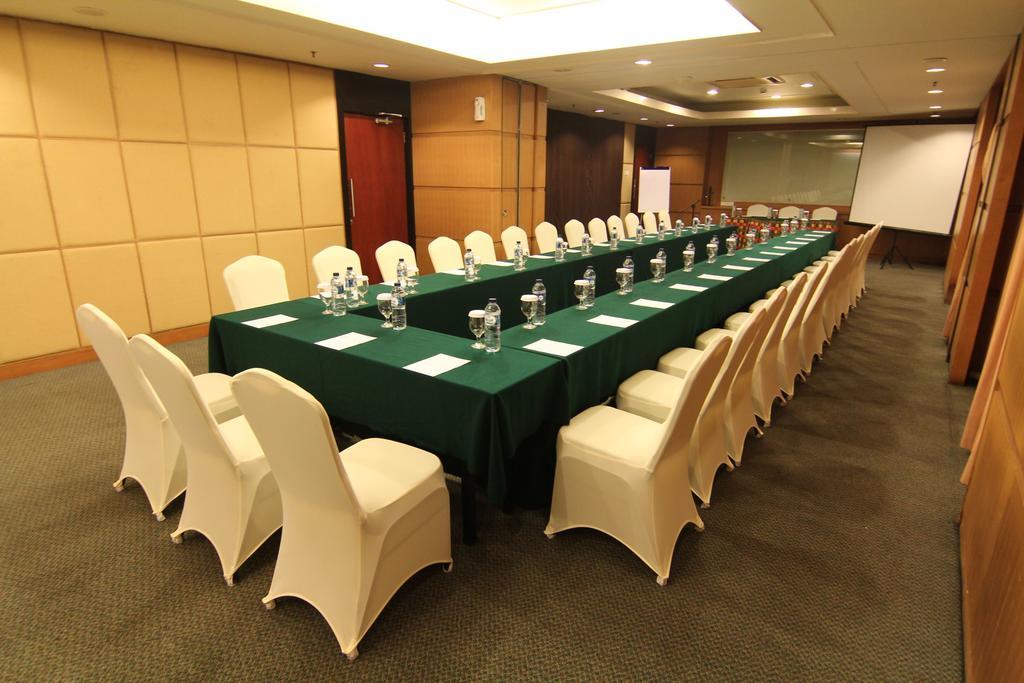 Grand Suka Hotel Pekanbaru Ngoại thất bức ảnh