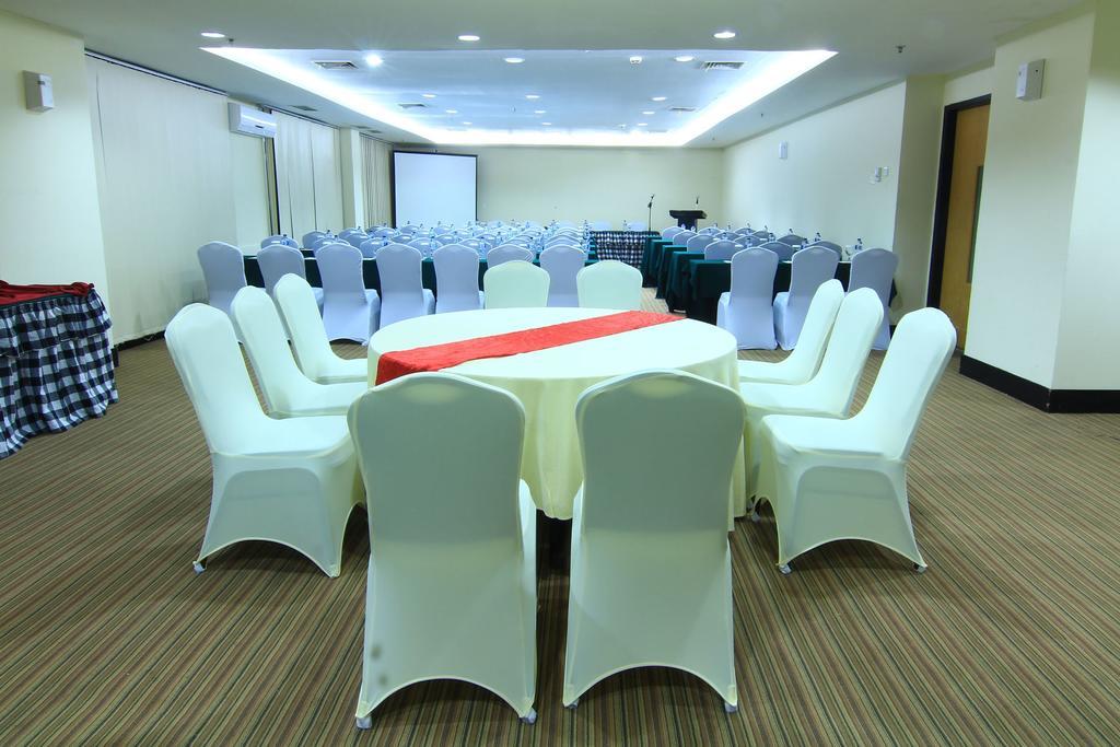 Grand Suka Hotel Pekanbaru Ngoại thất bức ảnh