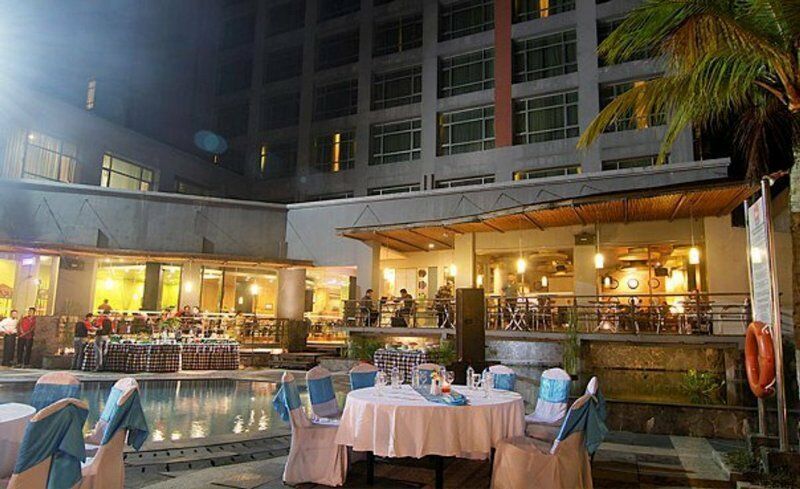 Grand Suka Hotel Pekanbaru Ngoại thất bức ảnh